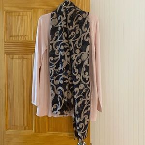 Scroll print scarf